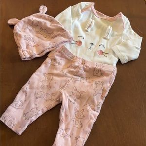 0-3 3 piece bunny outfit